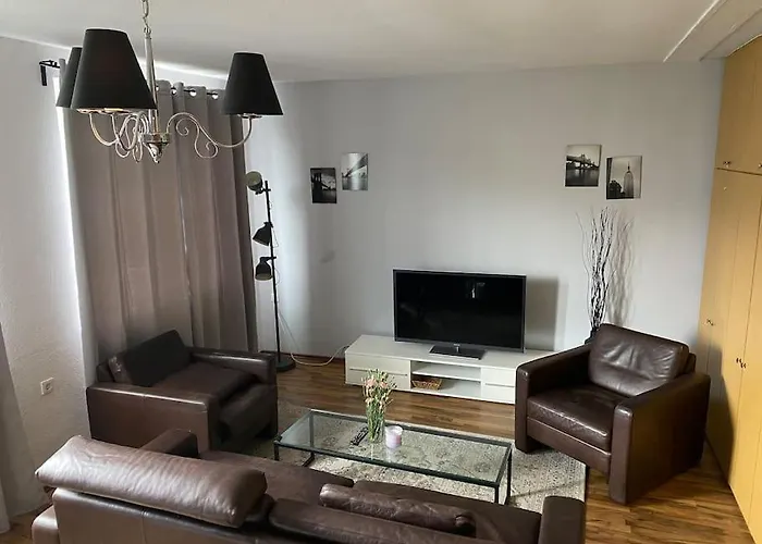 Appartement Sued- 5 Zimmer_15 Personen _ Komplett_eingerichtet